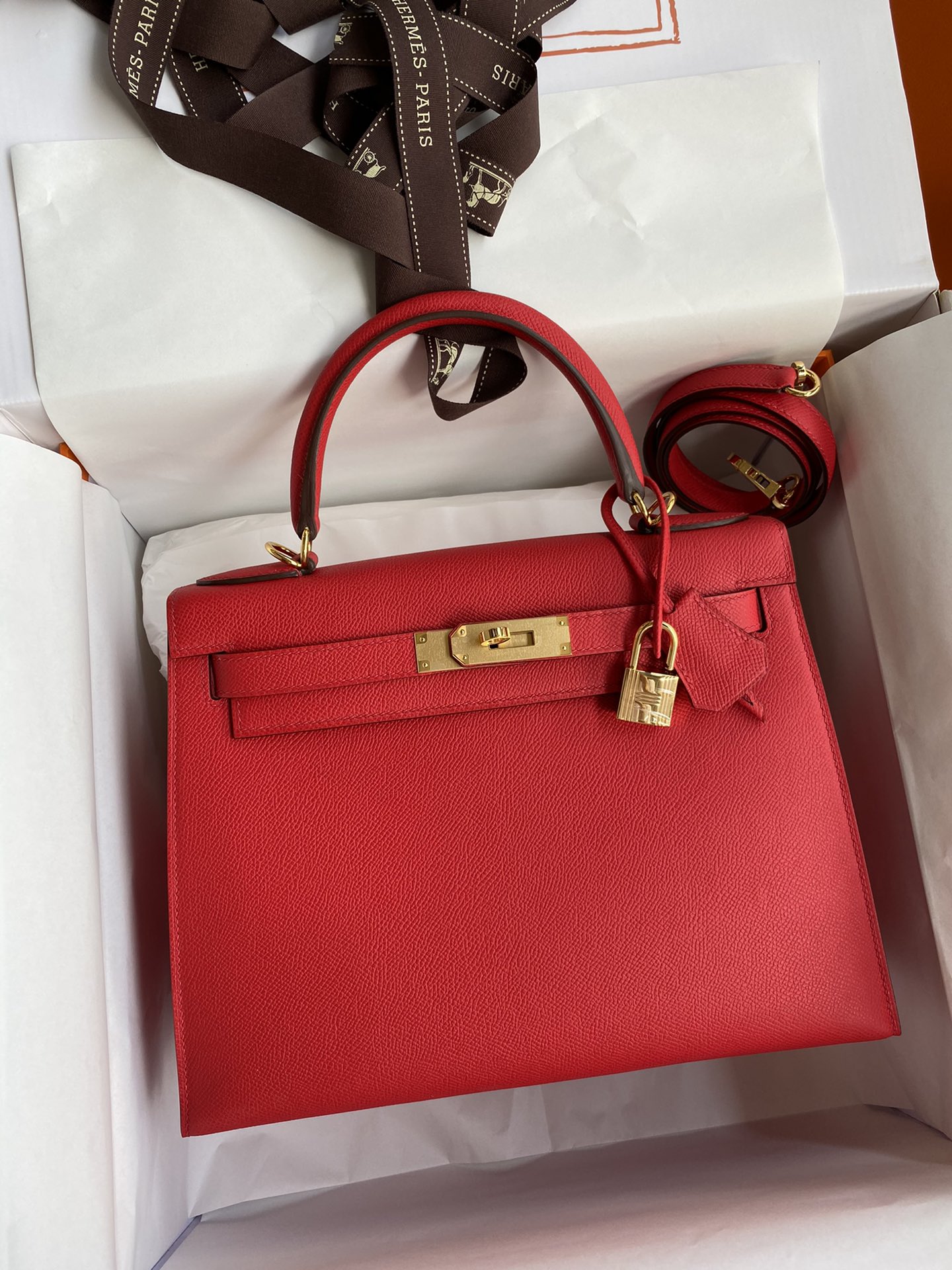 Hermes Kelly 28cm Handbag Shoulder Bag in Red Epsom Leather